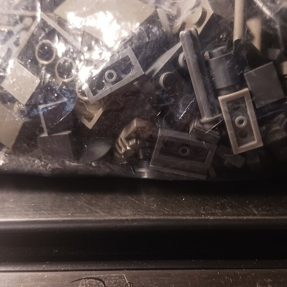 Lego - Bulk - Mixed Bluish Grey Pieces - Classic Bluish Grey mixed too 8.8oz - Picture 8 of 8